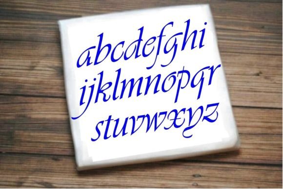 Elegance in Embroidery: Small Letters Y and Z
